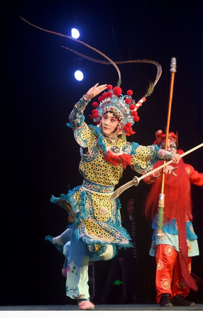 Beijing Opera Guide: History, Top Theaters & Cultural Landmarks