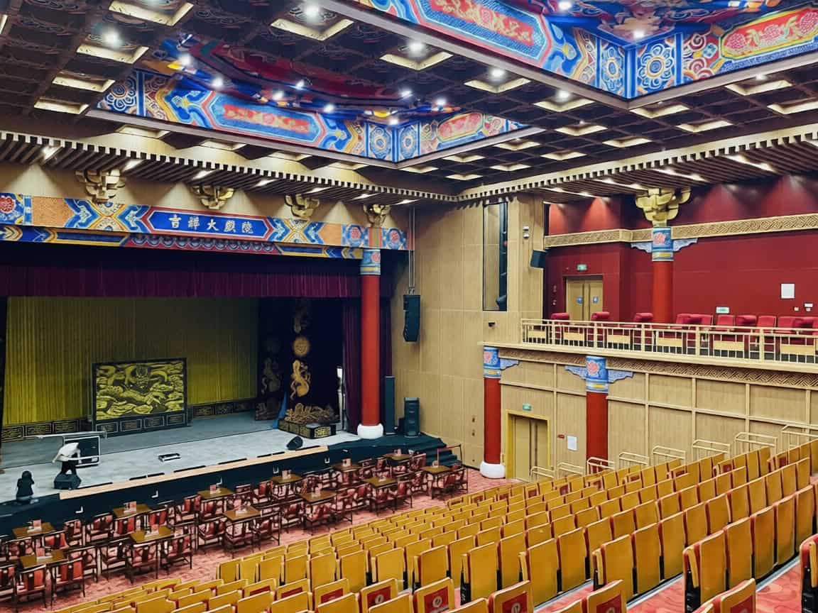 Beijing Opera Guide: History, Top Theaters & Cultural Landmarks