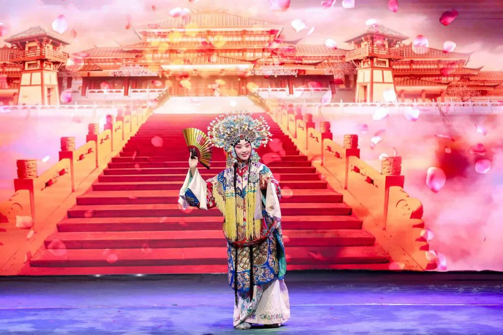 Peking Opera, Tianleyuan Grand Theater, Beijing, China, traditional Chinese culture, opera performance, stage photo.