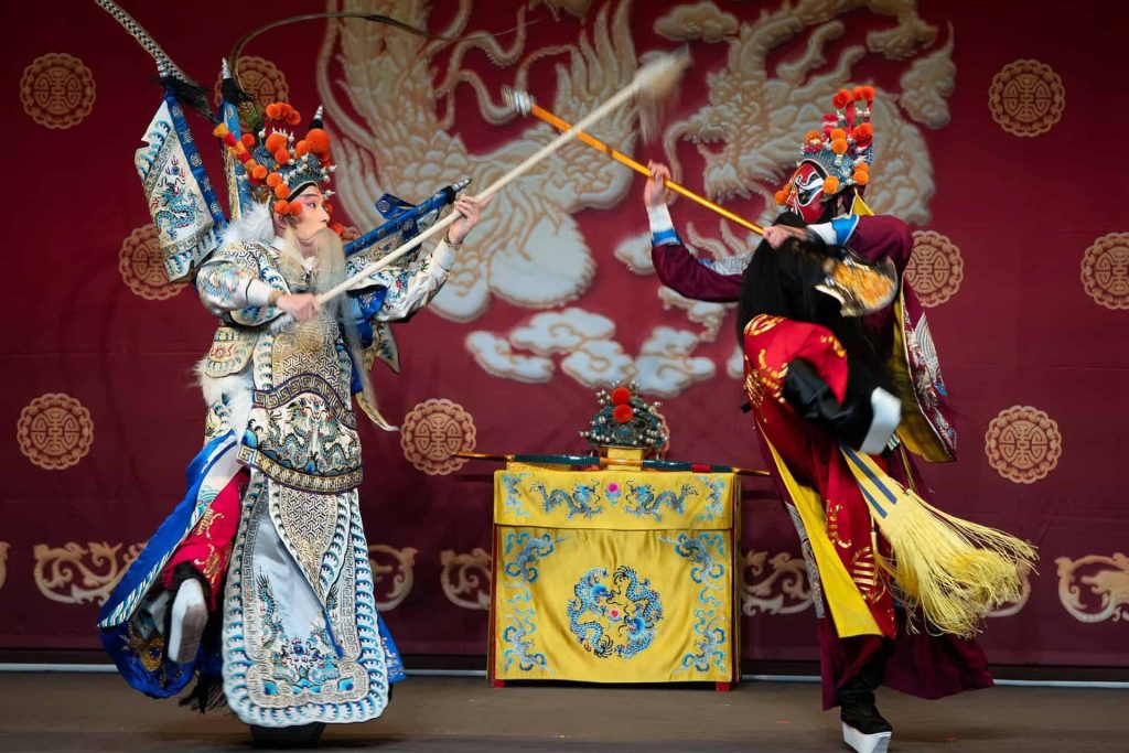 Tianleyuan Theater stage performance – Traditional Peking Opera and acrobatics show in Beijing